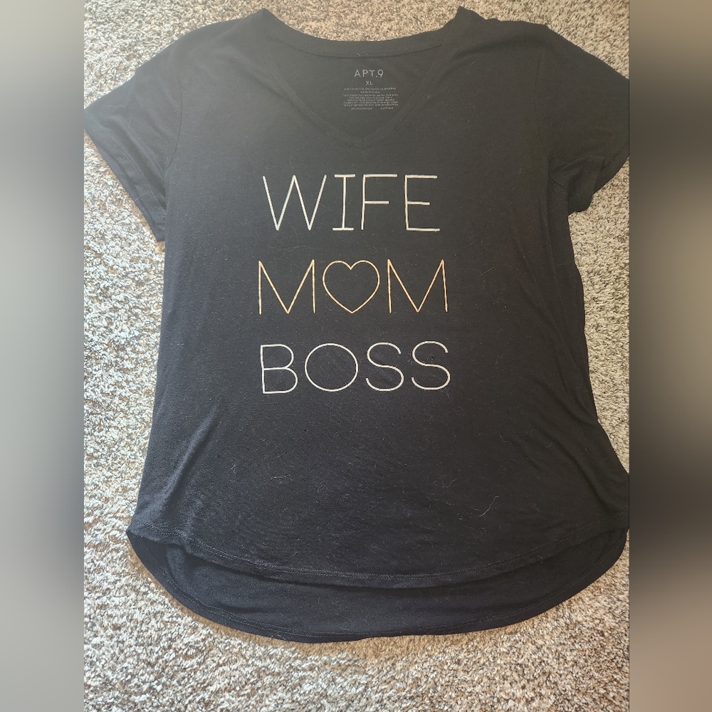 Wife Mom Boss tee shirt XL